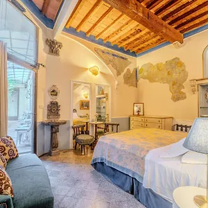 Relais & Maison Grand Tour Bed & Breakfast Florence
